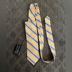 Jos. A. Bank Signature Collection Yellow Stripe Tie. One Size. New with tags.